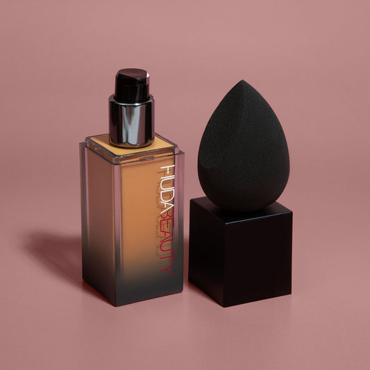 إسفنجة هدى بيوتي بيسك بي