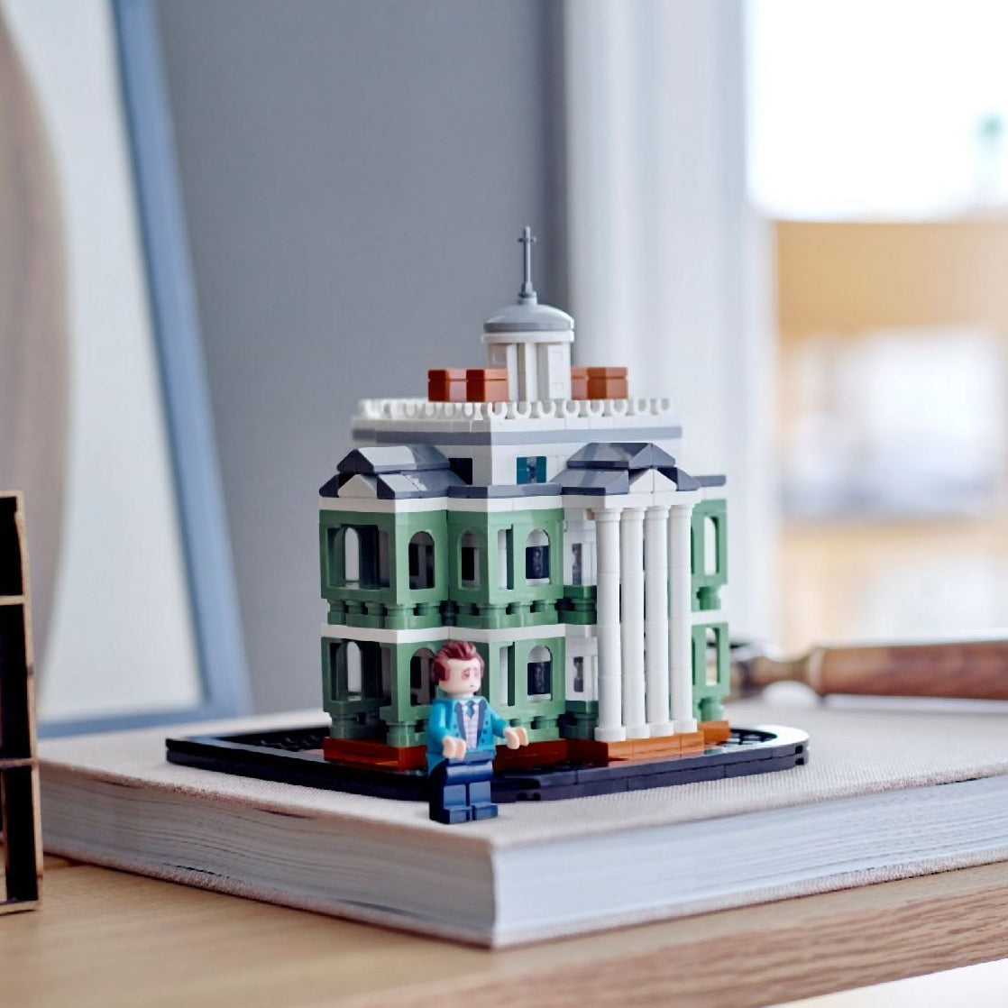 Lego Mini Disney The Haunted Mansion