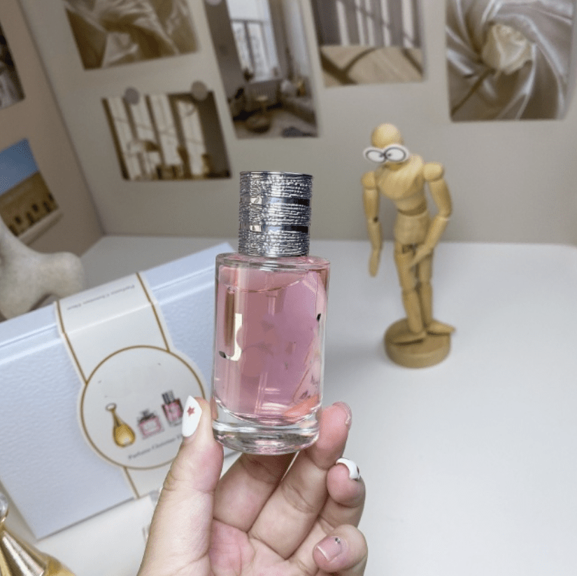 ديور - مجموعة هدايا عطور صغيرة