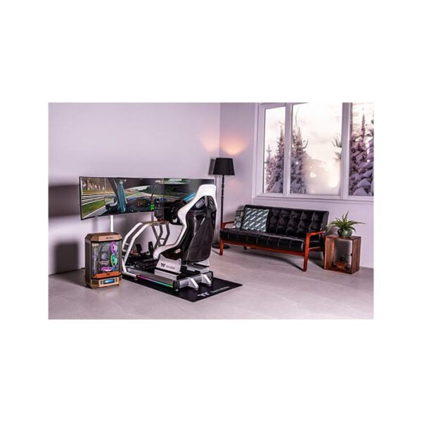 سجادة أرضية Thermaltake Sim Rig، مقاومة للرذاذ/سطح خشن الملمس، قاعدة من البولي يوريثان غير قابلة للانزلاق، لون أسود | GSC-ACC-MTFABB-01