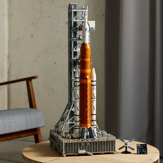 Lego NASA Artemis Space Launch System