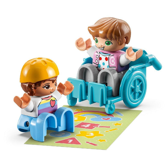 Lego 10992 Life At The Day Care Center