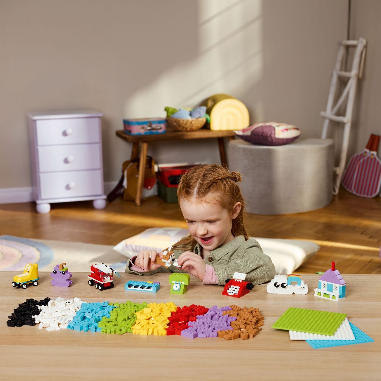 Lego Creative Build and Play Box