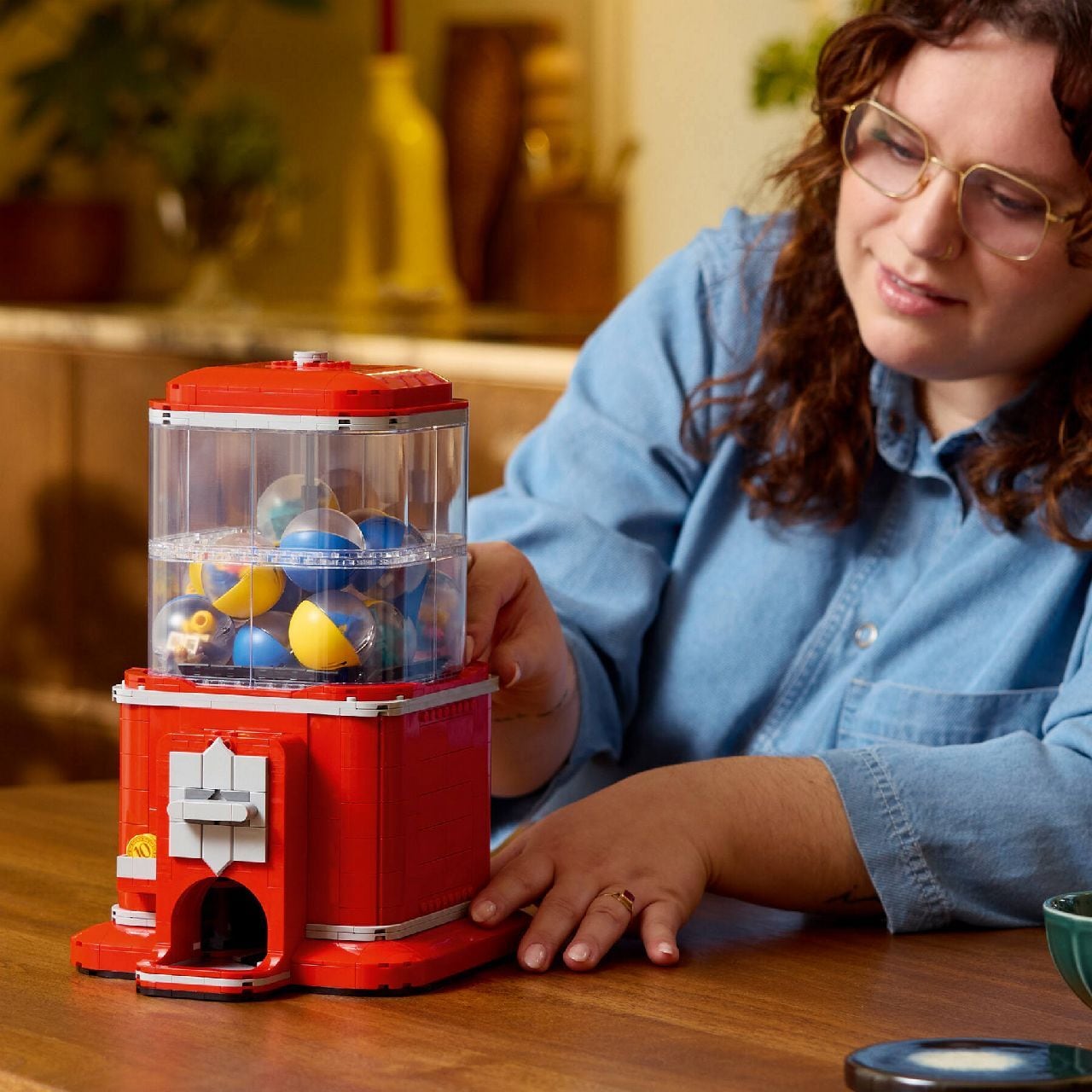 Lego 21358 Minifigure Vending Machine