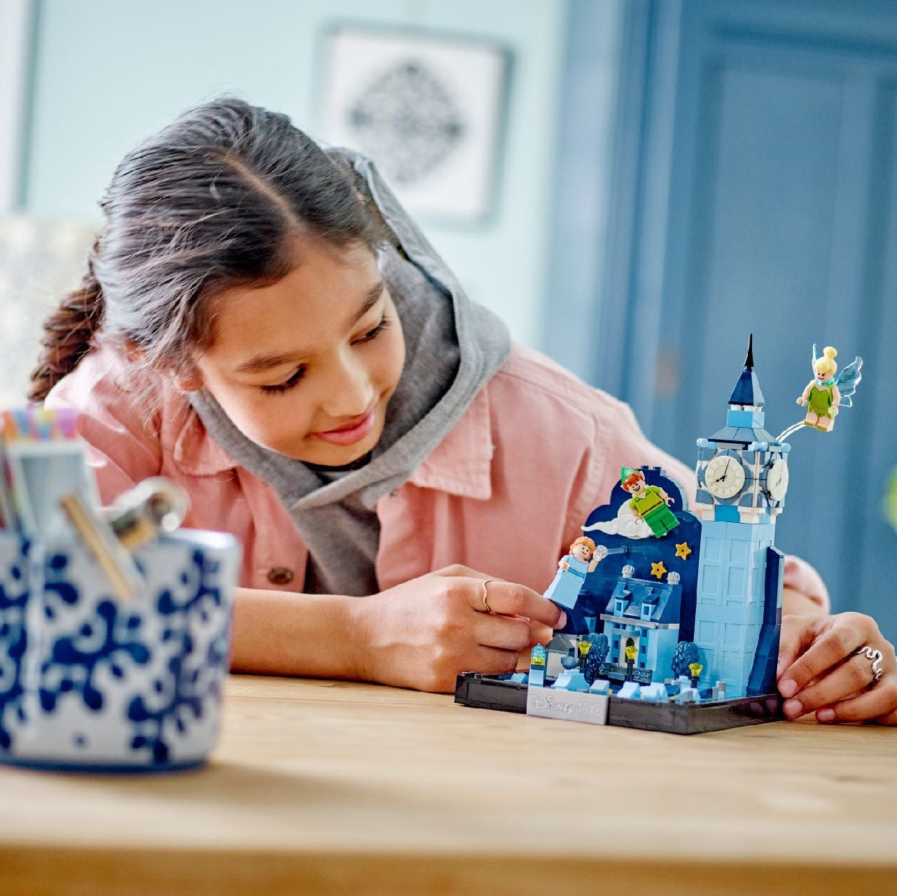 Lego Peter Pan & Wendy's Flight over London