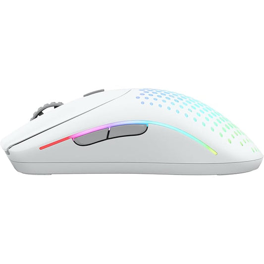 ماوس الألعاب اللاسلكي Glorious Model O 2 RGB، خفيف الوزن للغاية، وزن 68 جرامًا، مستشعر BAMF 2.0 بدقة 26000 نقطة في البوصة، هجين 2.4 جيجاهرتز/بلوتوث، عمر بطارية أقصى 210 ساعات، إضاءة RGB نابضة بالحياة، أبيض | GLO-MS-OWV2-MW