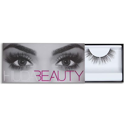Huda Beauty Eazy Lash - Harmony #17