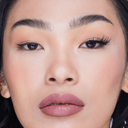 Huda Beauty Hoodie Flares #25 Classic Lashes