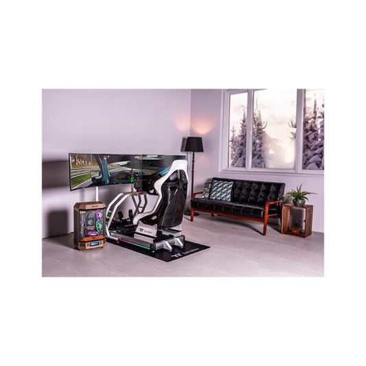 سجادة أرضية Thermaltake Sim Rig، مقاومة للرذاذ/سطح خشن الملمس، قاعدة من البولي يوريثان غير قابلة للانزلاق، لون أسود | GSC-ACC-MTFABB-01 