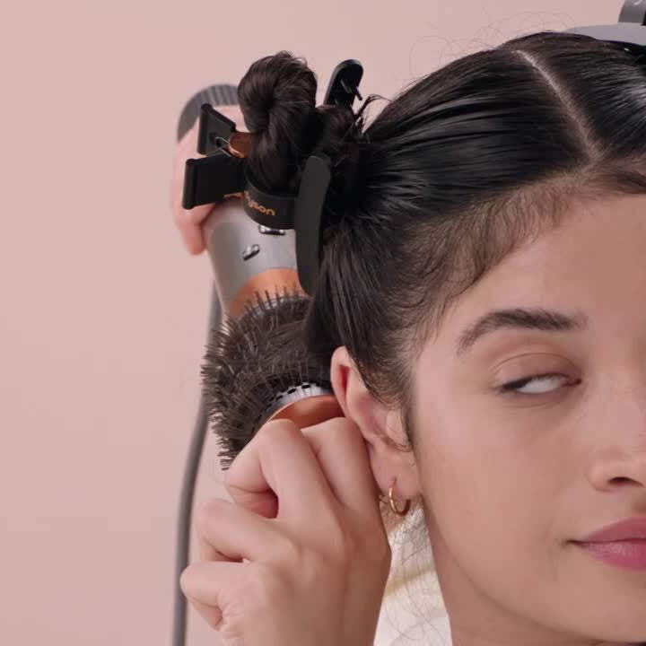 Dyson Large round volumising brush