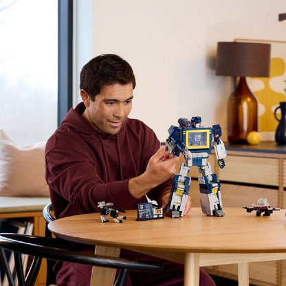 Lego Transformers: Soundwave