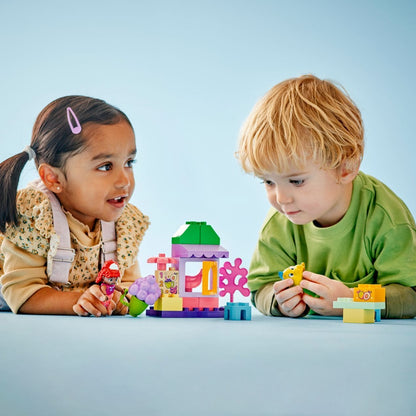 Lego Ariel and Flounder's Café Stand