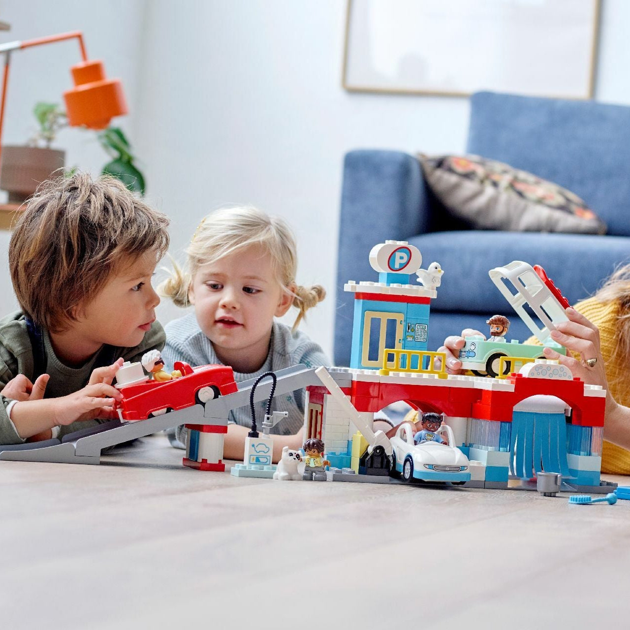 Lego 10948 Parking Garage and Car Wash