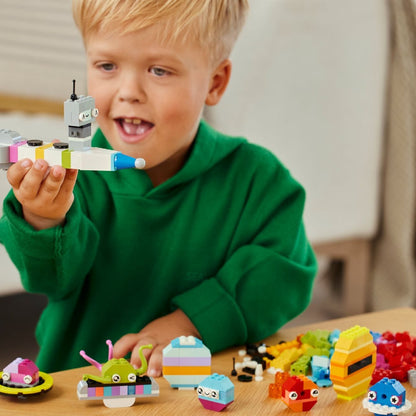 Lego 11037 Creative Space Planets