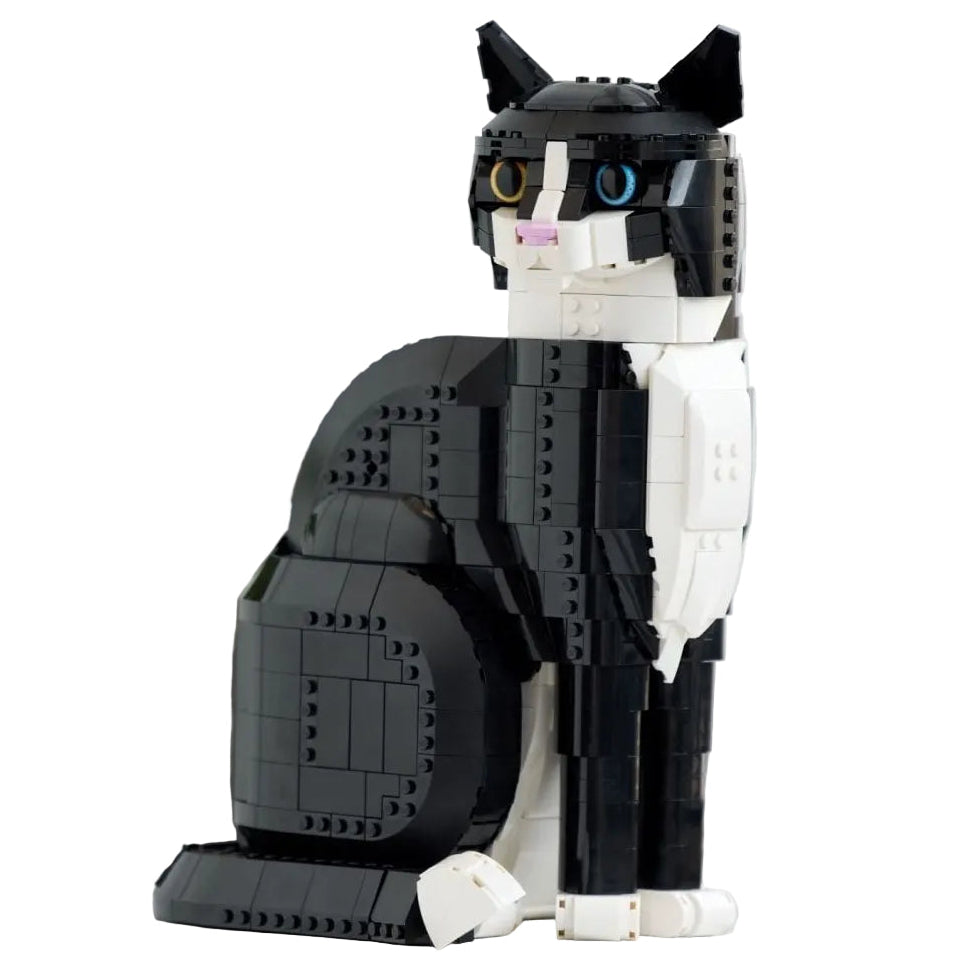 Lego 21349 Tuxedo Cat