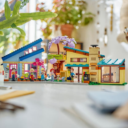 Lego 42620 Olly and Paisley's Family Houses