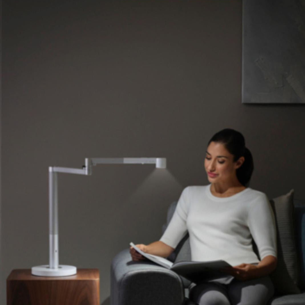 Dyson Solarcycle Morph™ desk light (White/Silver)