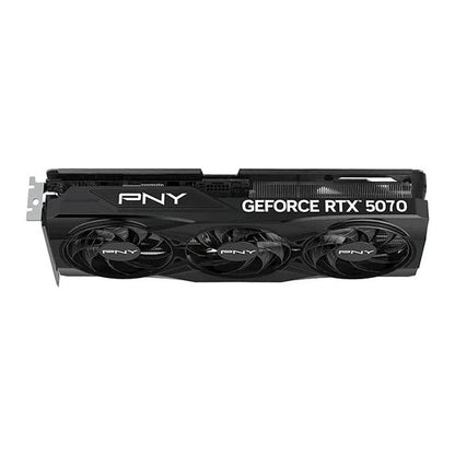 بطاقة رسومات PNY RTX5070 ثلاثية المراوح بسعة 12 جيجابايت | VCG507012TFXPB1-O